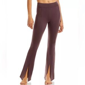ALO Airbrush High-Waist Flutter Legging Size XS